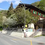比奇峰酒店 *